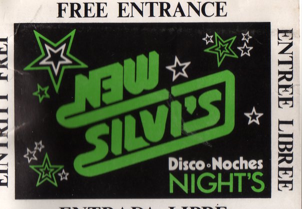 Flyer de entrada gratuita a la discoteca New Silvi's de Gav Mar (principios de los aos 80)